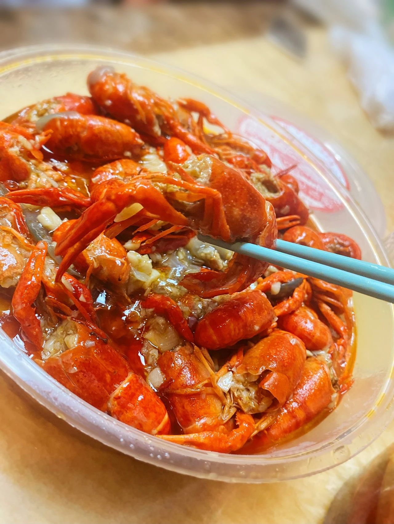 口水播报！小龙虾上线~_w88优德丨食堂团餐丨食堂承包丨学校食堂承包丨重庆食堂承包丨